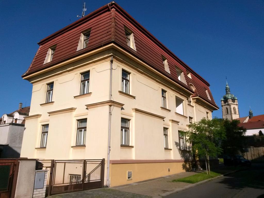 Hotel Jaro Melnik Exterior photo